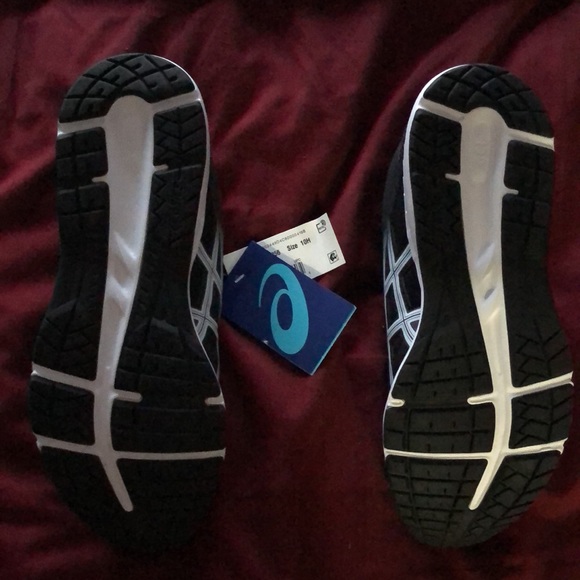 Brand new and never worn. - Picture 4 of 6